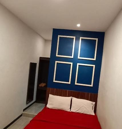 Bromo Family Guest House Kepanjen Eksteriør billede